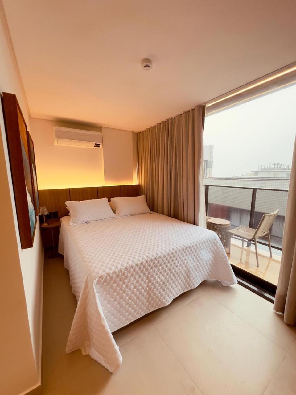 Bed, View (from property/room), Balcony/Terrace, Bedroom, air conditioner