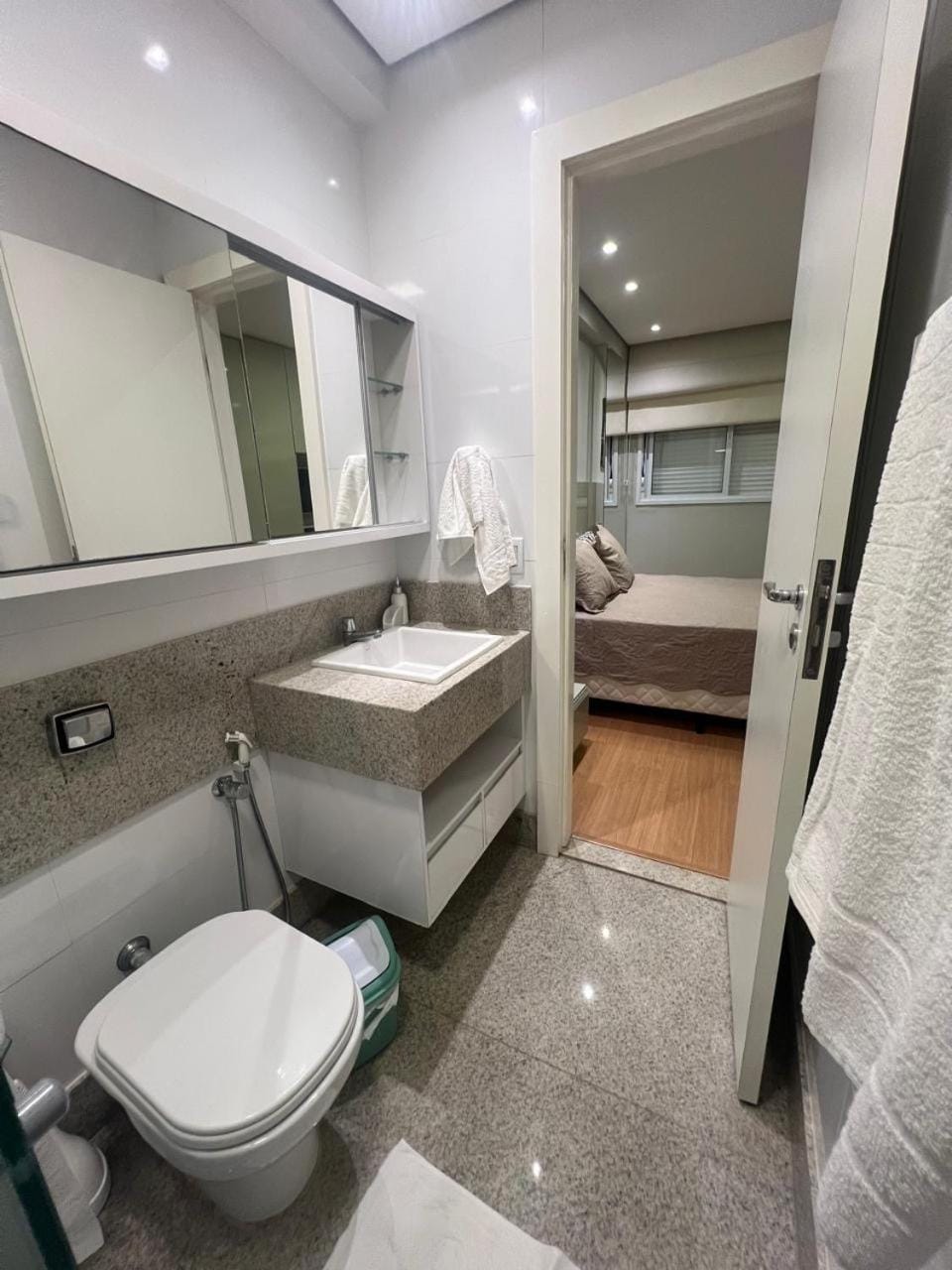 LRFlat - Ambiente climatizado, moderno, confortável e próximo a tudo! Apartment in Montes Claros