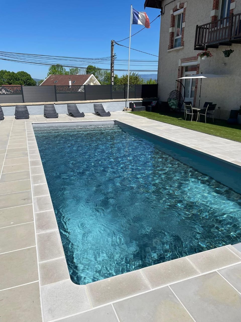 Pool view, Swimming pool, sunbed