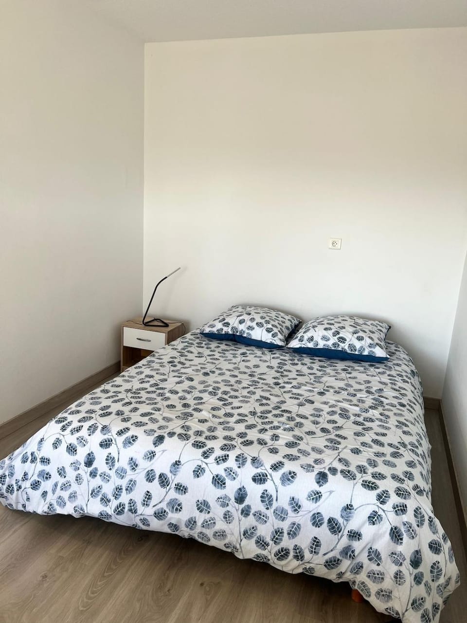 Studio Lumineux avec Vue et Parking Apartment in Bourgogne-Franche-Comté