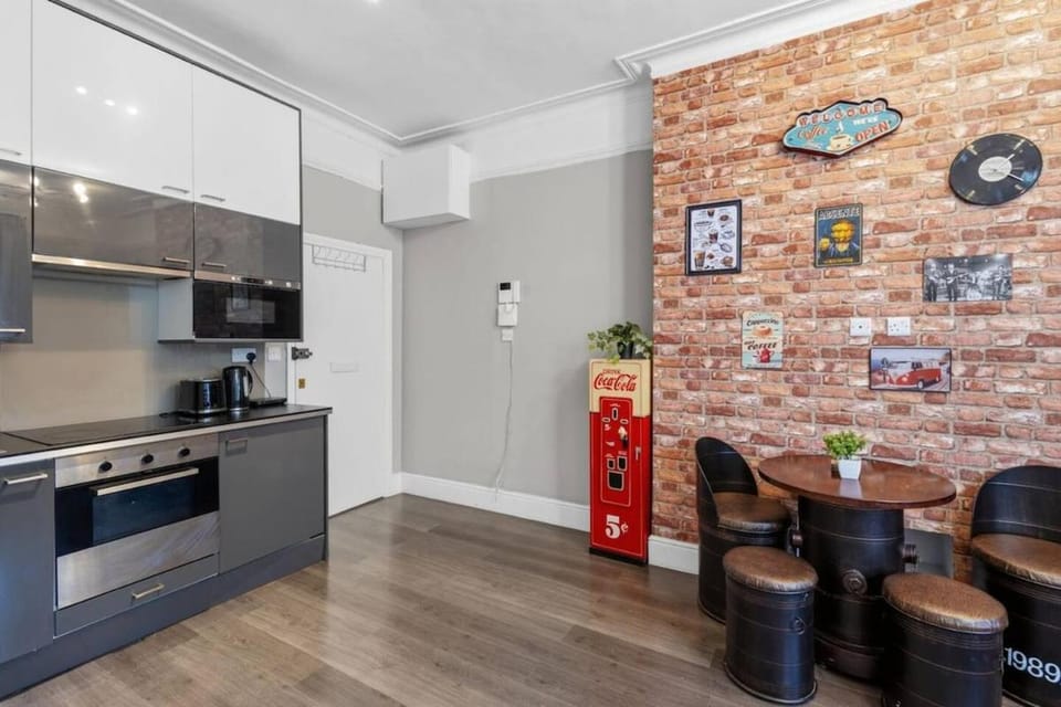Kitchen or kitchenette, oven, stove, toaster