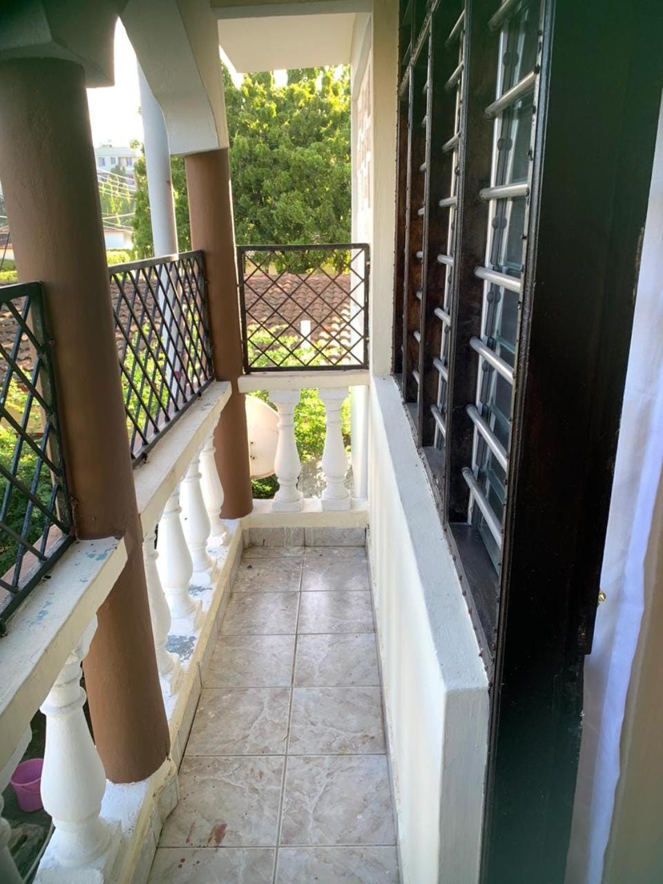 Property building, Balcony/Terrace
