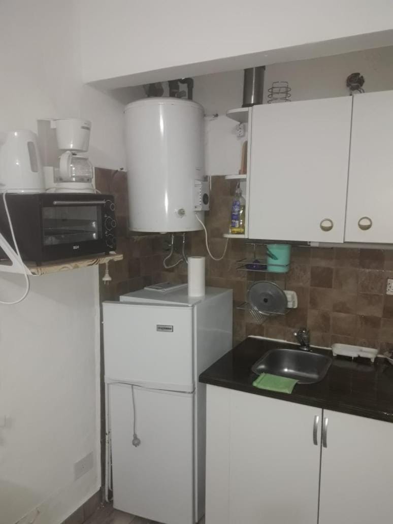 Monoambiente con aire acondicionado y Wifi en Costa azul Apartment in Costa Azul