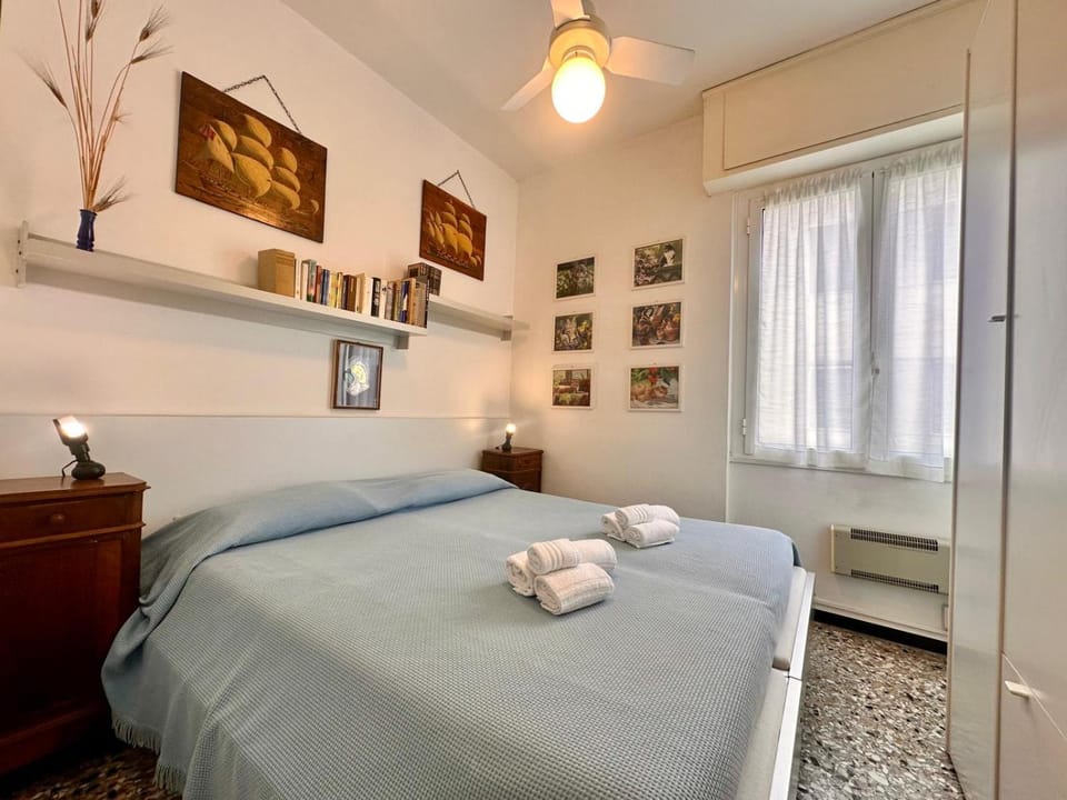 Casa delle Palme vista mare a 2 passi dalla spiaggia Apartment in Varigotti