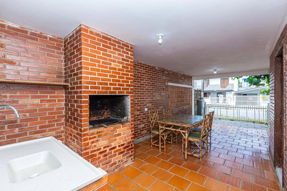 BBQ facilities, BBQ facilities, Dining area
