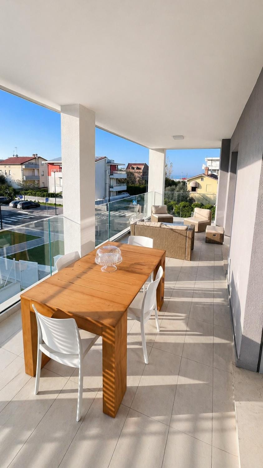 Property building, Balcony/Terrace