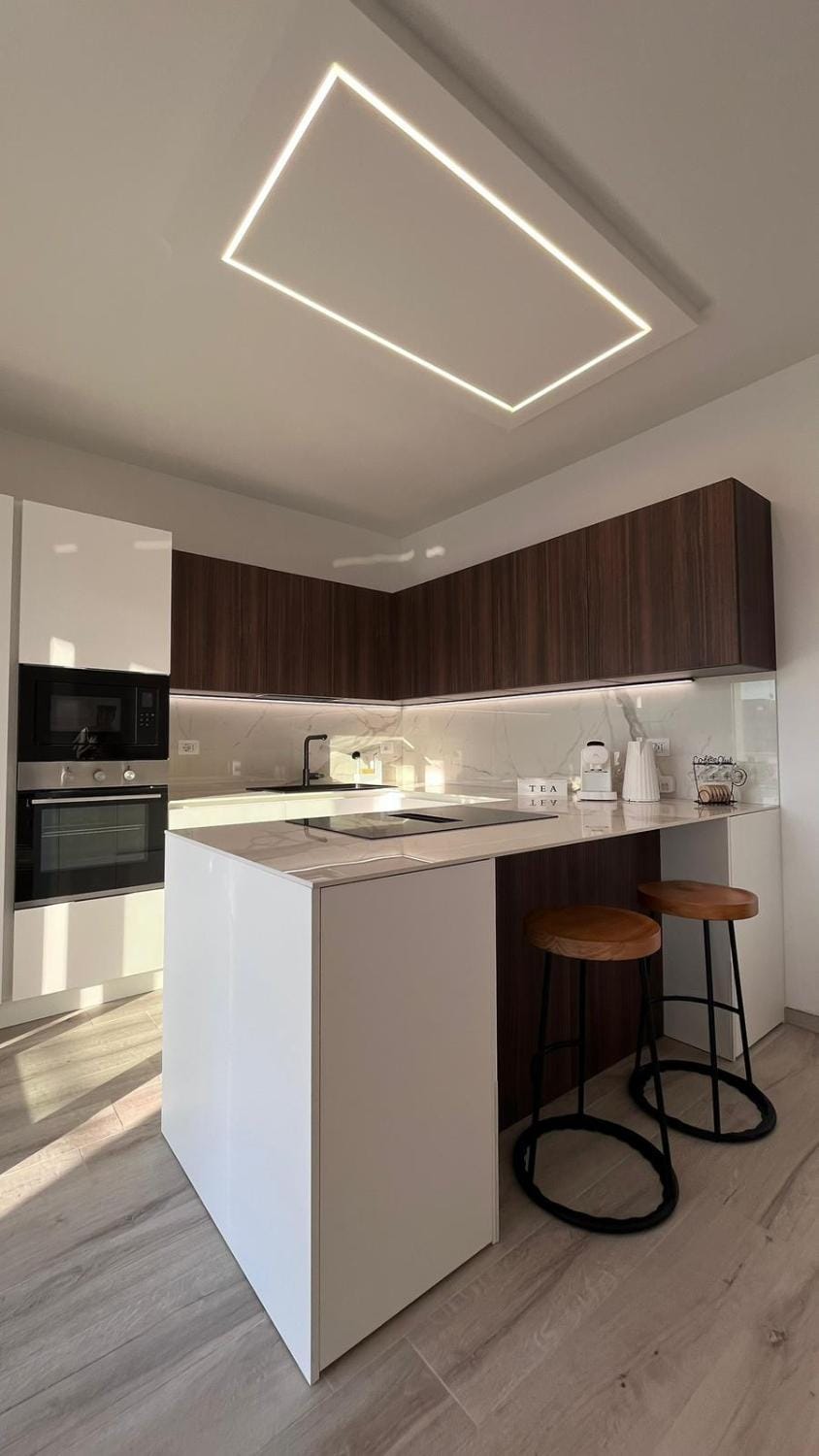 Breakfast, kitchen
