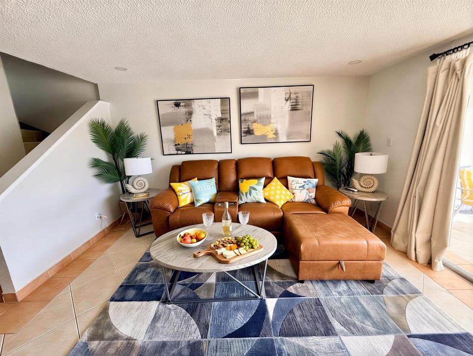 Lounge or bar