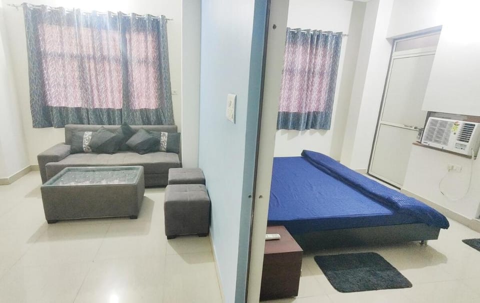 Private 2BHK at Elite Circle Heart of Jhansi near Railway Station Apartment in Uttar Pradesh