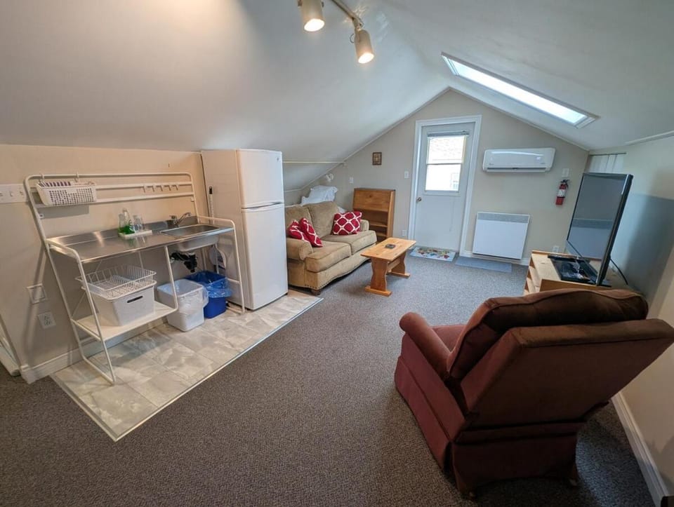 SpringHouse Saltwater Loft 1 Bedroom Pet Friendly Apartment in Newfoundland and Labrador