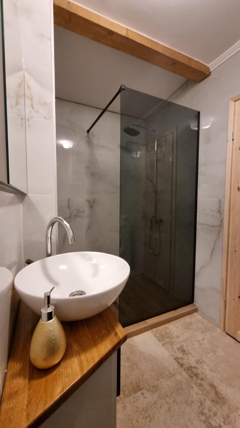 OPG Lola Kokica - Estate & Apartments House in Croatia