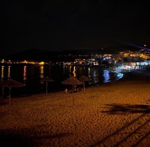 Night, Beach, Evening entertainment, Location
