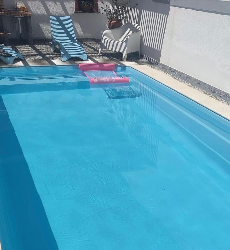 Day, Pool view, Swimming pool, sunbed