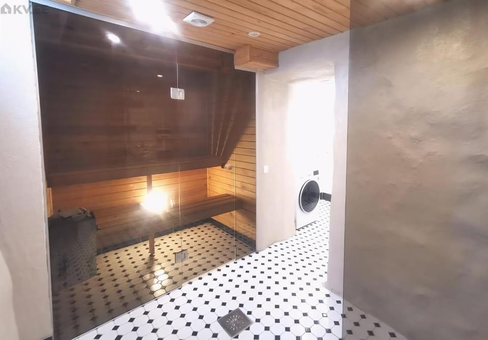 Shower, Sauna, Bathroom