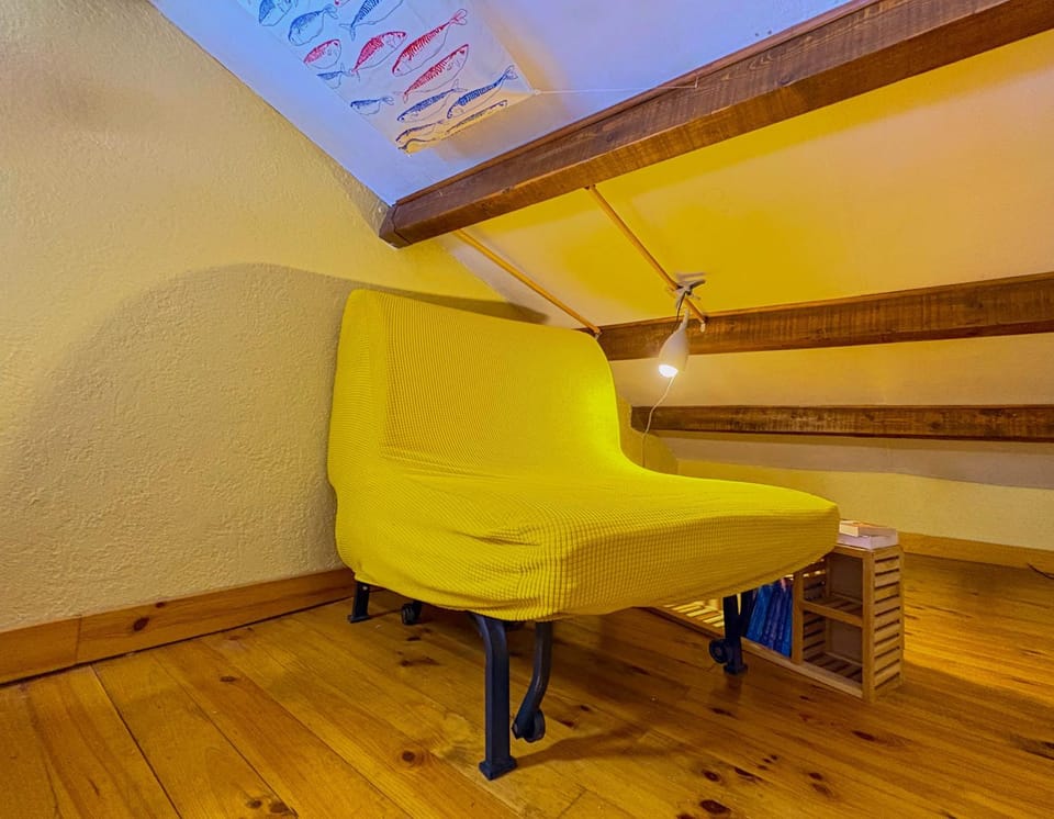 Loft Vue Mer avec Terrasse Privée — Quartier Port Vauban, Antibes | 2 min Gare | Plages à pied Apartment in Antibes