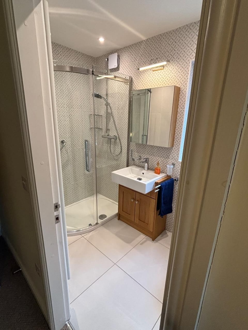 Private Apartment near Manchester and Rivington, Free Parking Apartment in England