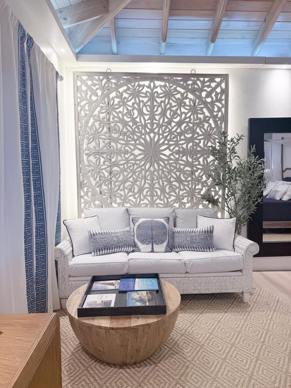 Seating area, Bedroom