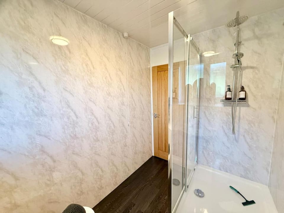 Rural bungalow with incredible 360 degree views! House in Forest of Dean