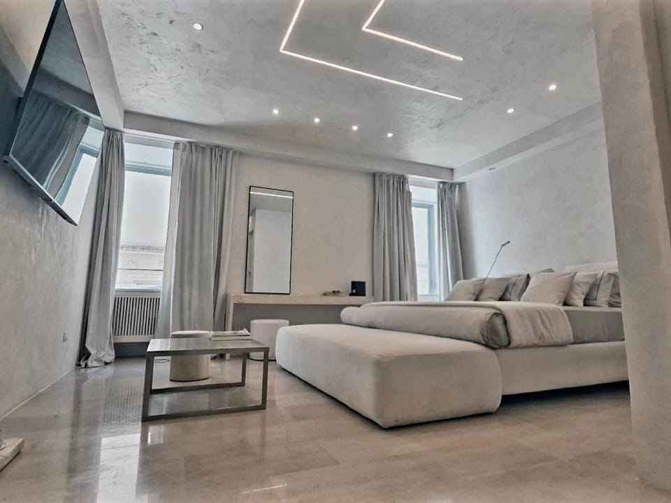 TV and multimedia, Photo of the whole room, Logo/Certificate/Sign, Bedroom, furniture, heating, locker, safe, towels, wedding