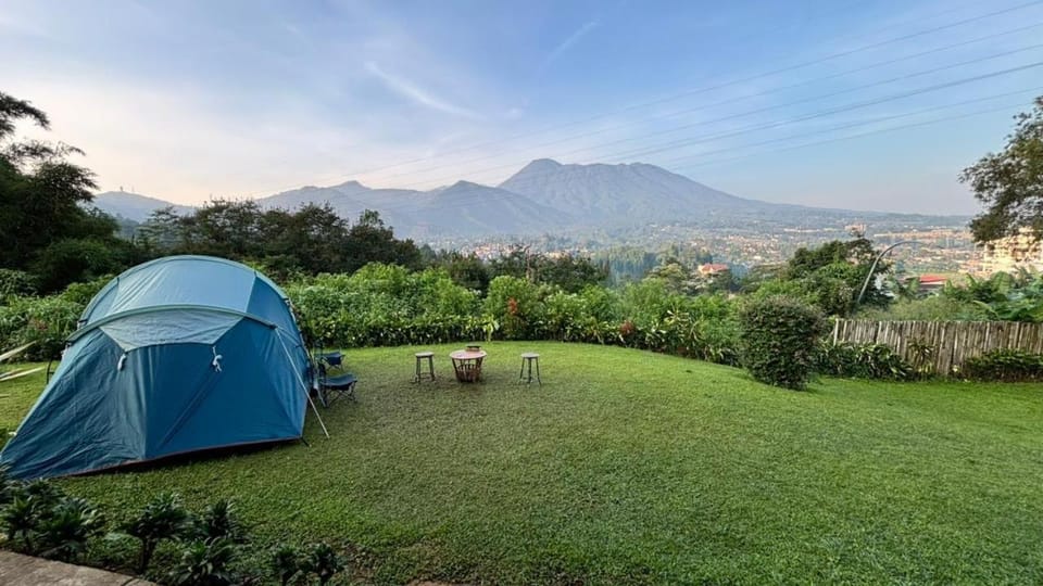 Villa Kay View Villa in Cisarua