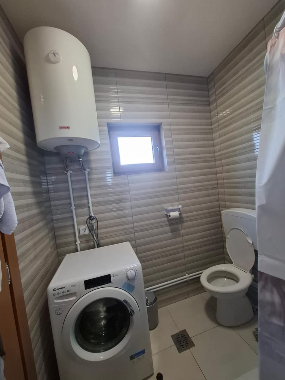 Shower, Bathroom, washing machine