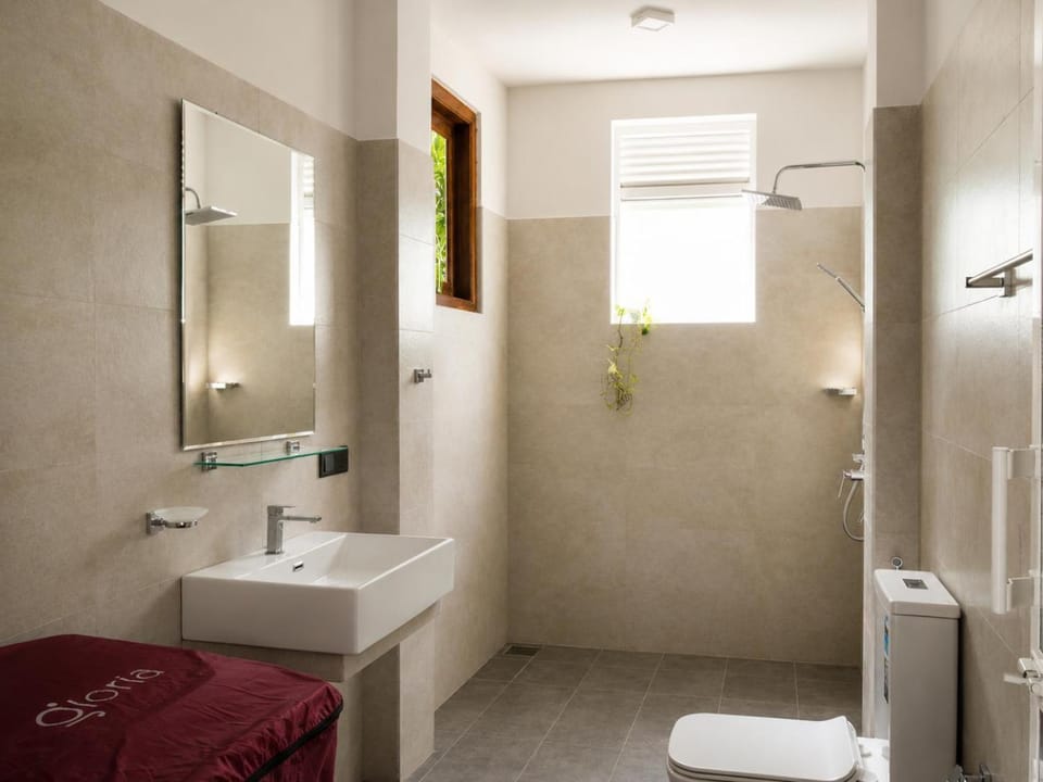 Shower, Bathroom, washing machine