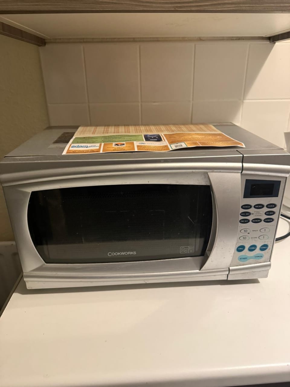 Full flat near cmk central Milton Keynes train station & walking distance to Milton Keynes Hospital Apartment in Aylesbury Vale