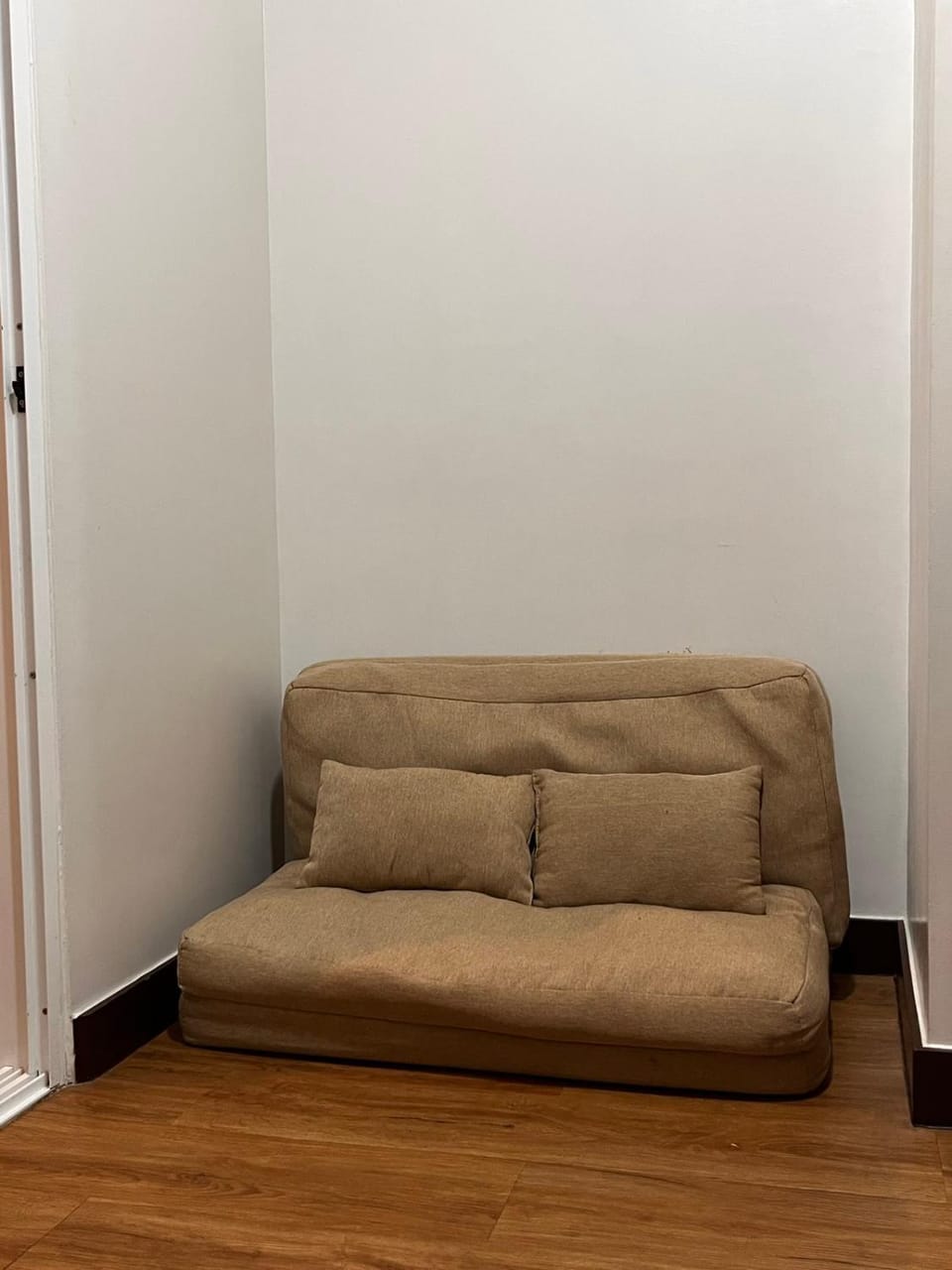 LumiereZen NORTH Pasig 1BR 3bed 4Pool WiFi Ntflx Apartment in Makati
