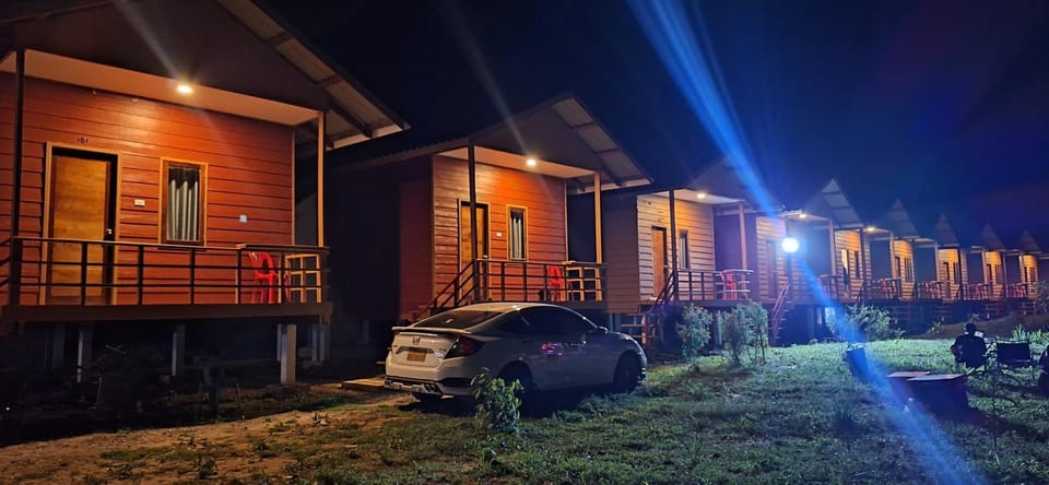 Konglor cave Resort - River side Restaurant Bed and Breakfast in Laos