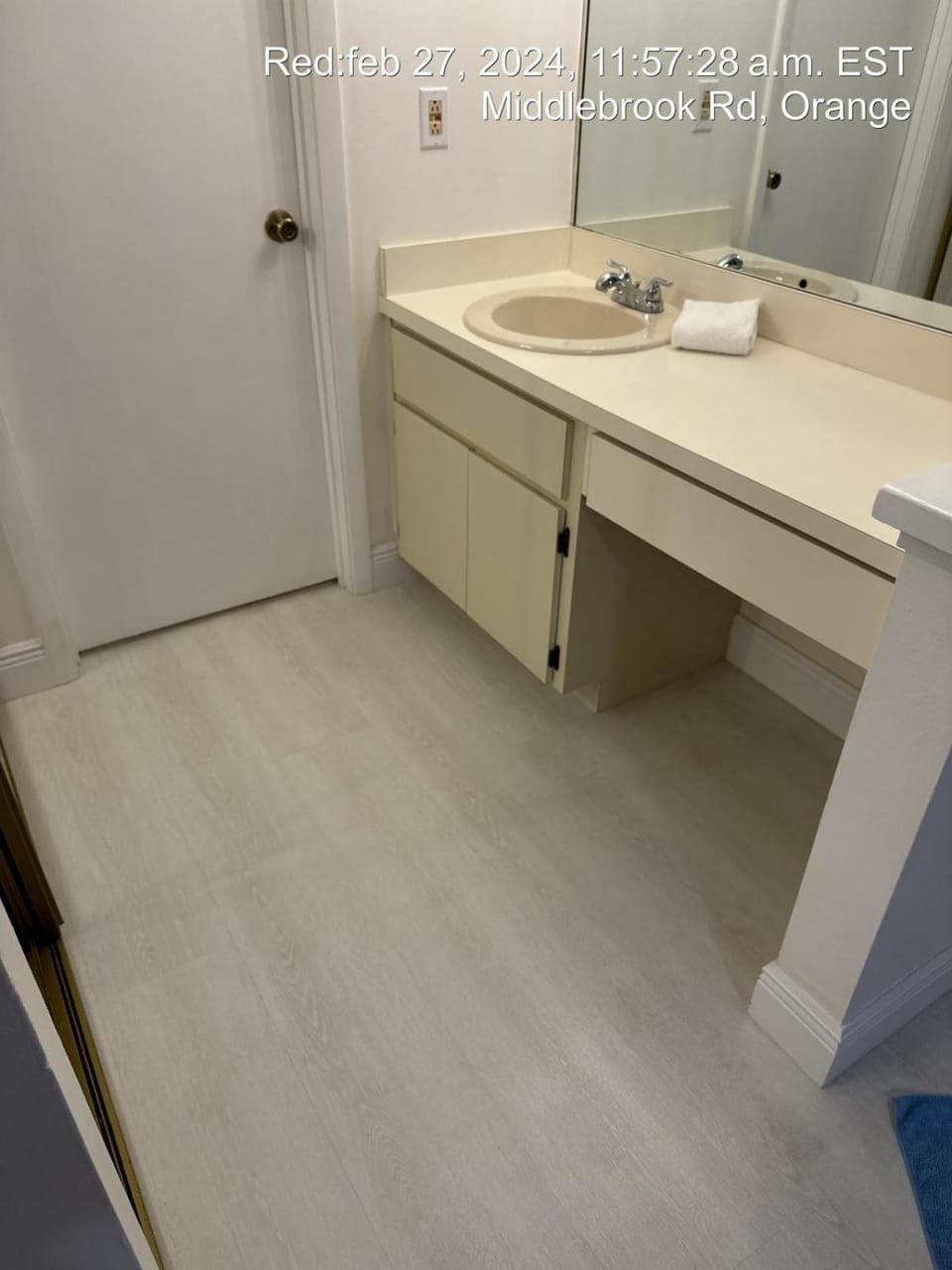 2 Cute 2 Pass UP Apartment in Orlando