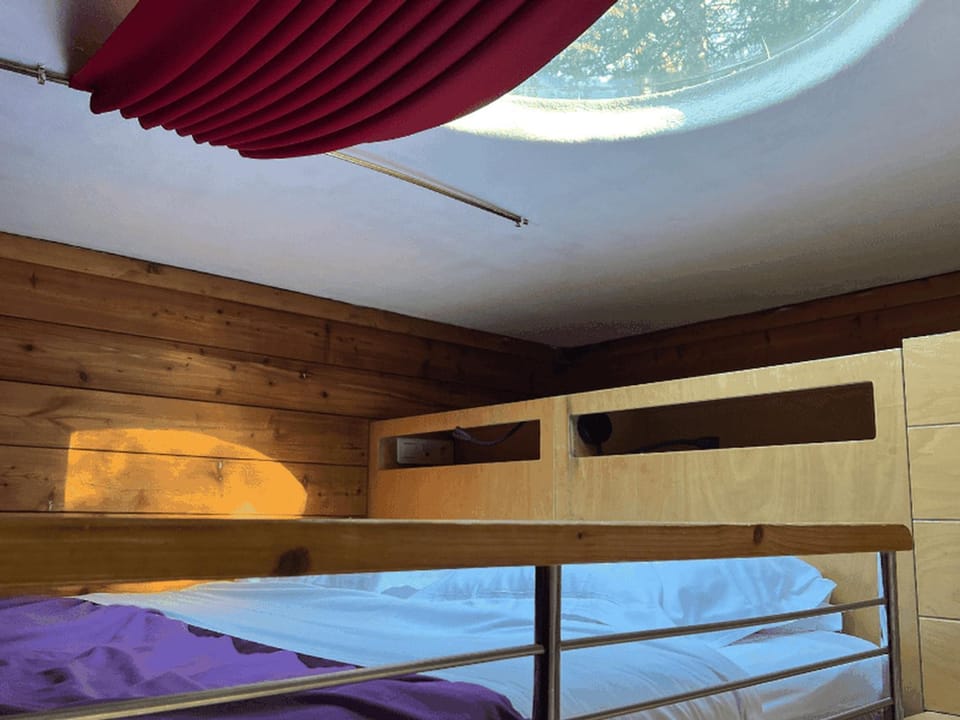 Mobil-home pour 2 pers., animaux admis - API-1-52-2290 Campground/ 
RV Resort in Nouvelle-Aquitaine