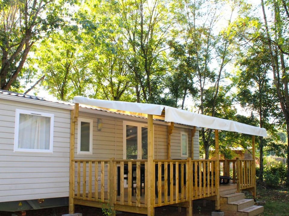Mobil home climatisé - 4 pers. - API-1-52-2359 Campground/ 
RV Resort in Occitanie