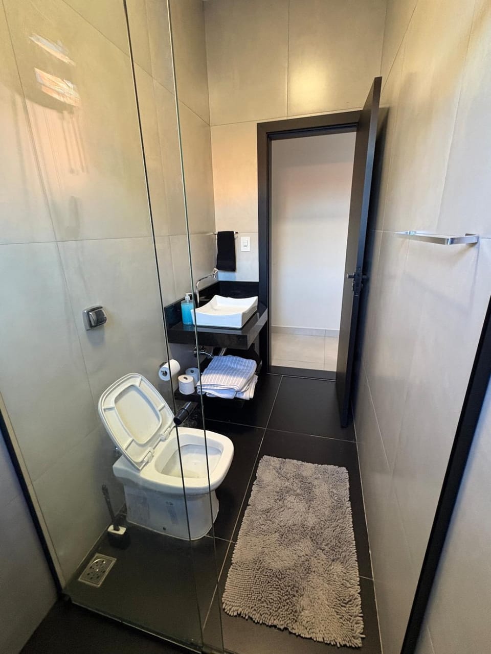 Shower, Toilet, Bathroom