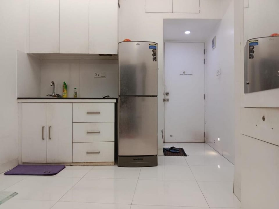 Cheapest Cozy Studio Apartment Tv Ac Netflix Apartment in Dhaka