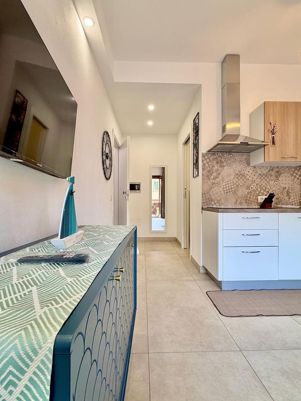 Kitchen or kitchenette, Photo of the whole room