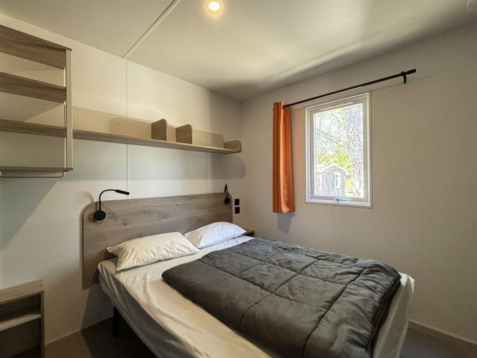 Mobil home climatisé, animaux admis - 4 pers. - API-1-52-2618 Campground/ 
RV Resort in Soustons