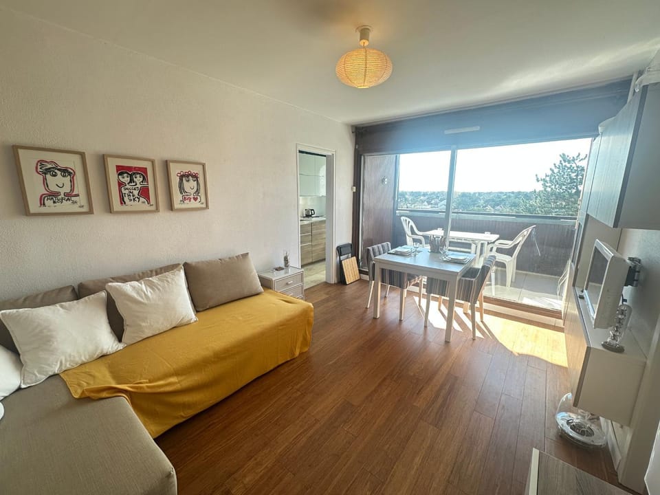 Appartement avec animaux - 4 pers, aperçu mer - FR-1-487-393 Apartment in Cabourg