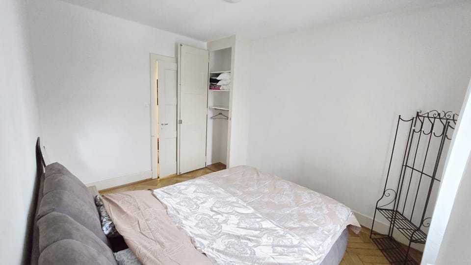 Appartement F2 Proche centre Ville Apartment in Lausanne