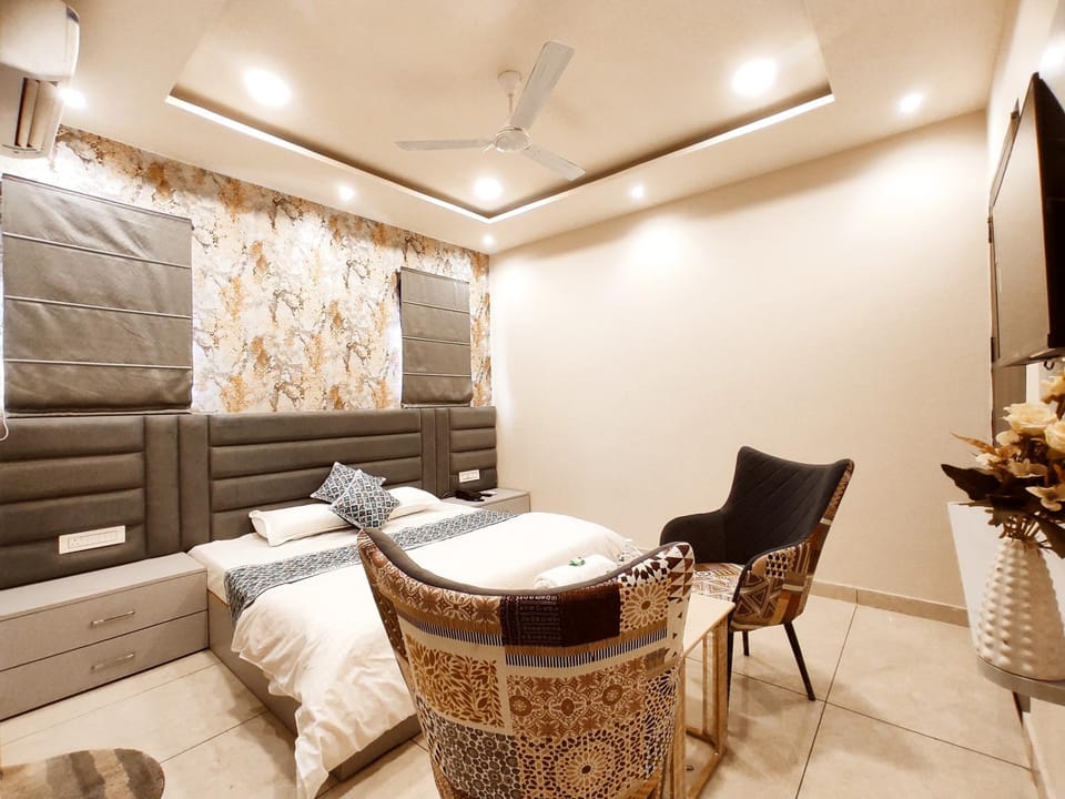 THE CASA GRAND - Premium Rooms For Corporates, Couples And Travellers Hotel in Ludhiana