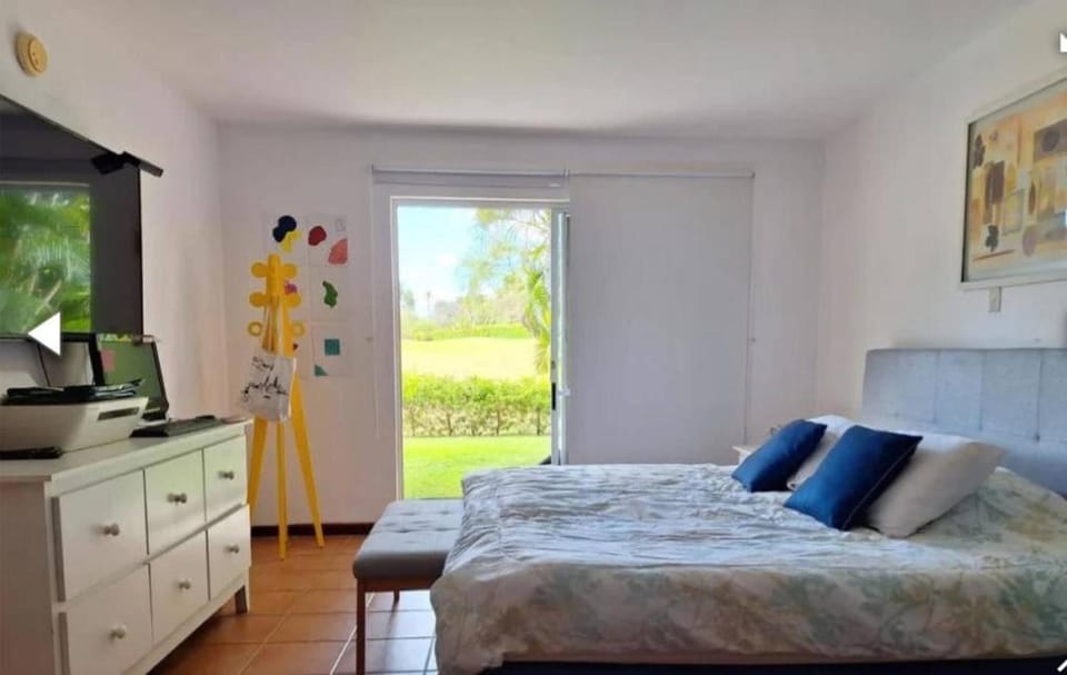 Bed, Decorative detail, Bedroom