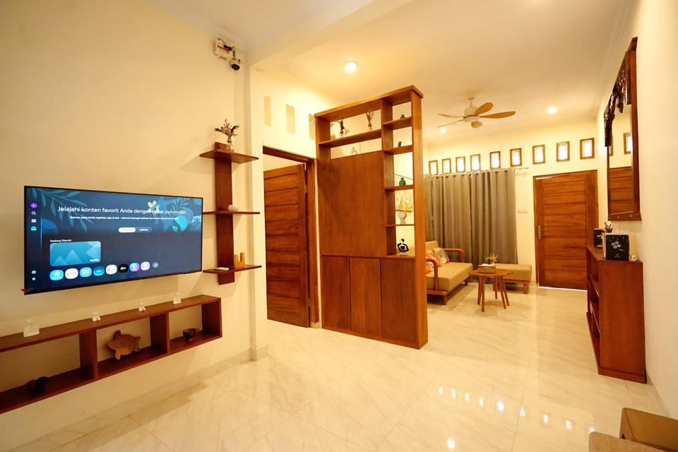 Property building, Seating area