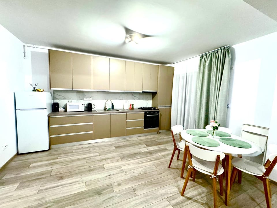 Breakfast, kitchen