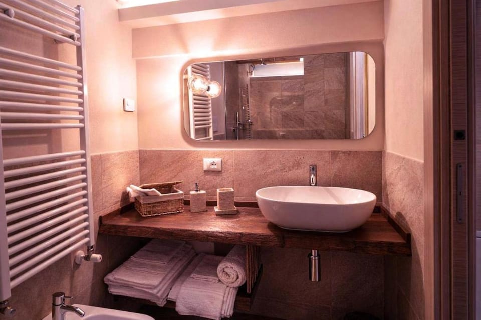 Al Cortiletto Apartments Apartment in Lake Garda