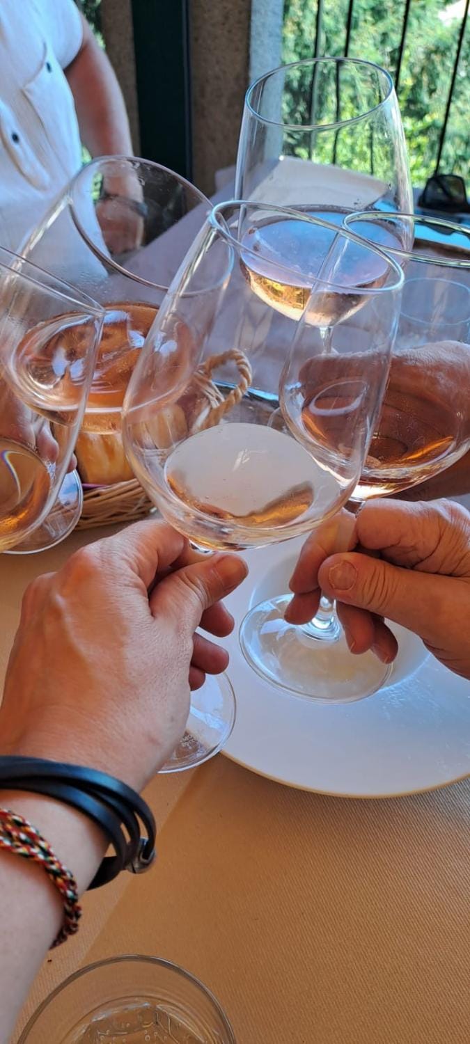 Drinks, group of guests