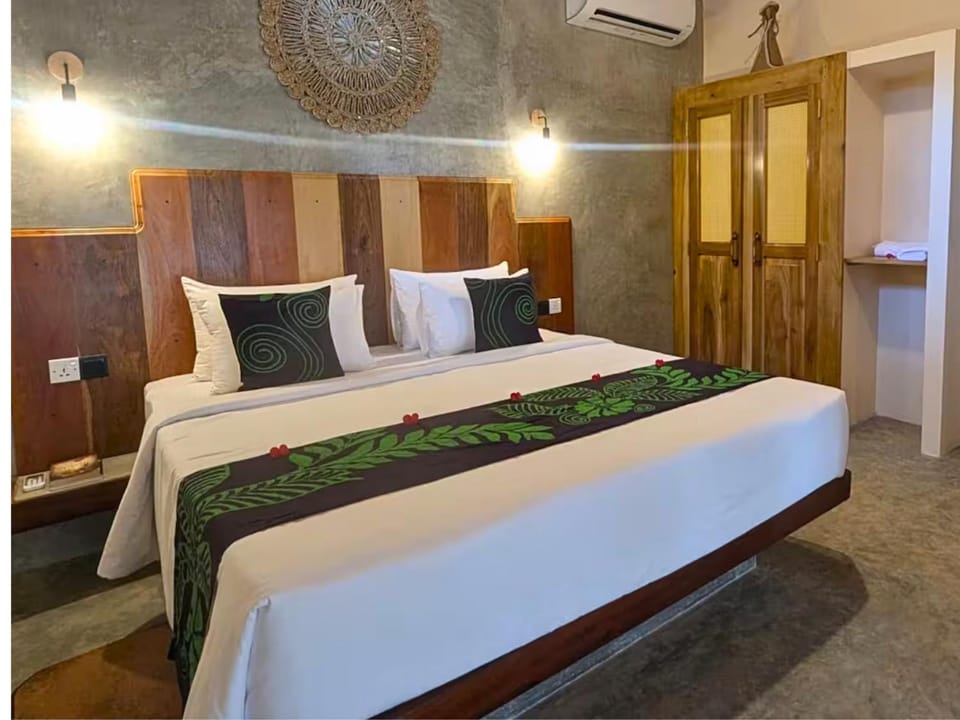 Bed, Bedroom, air conditioner