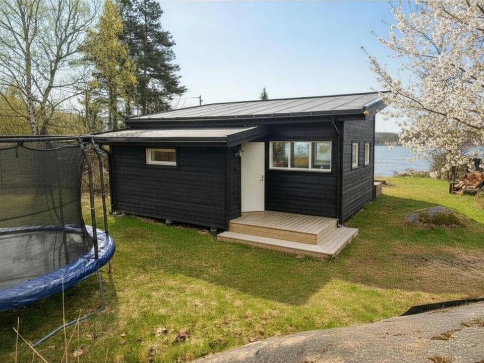 Seaside holiday home with stunning views of the Oslofjord House in Viken, Norway