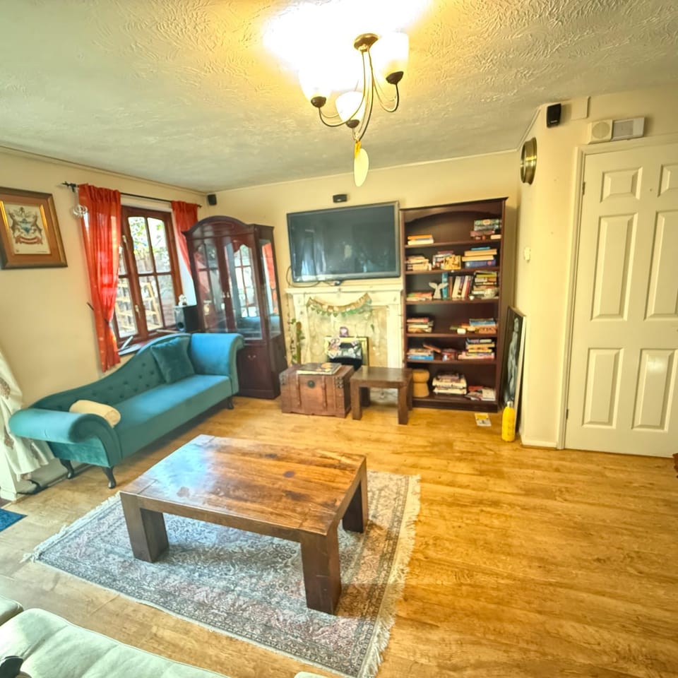 Full home or room rental near Blackheath, London House in London Borough of Lewisham
