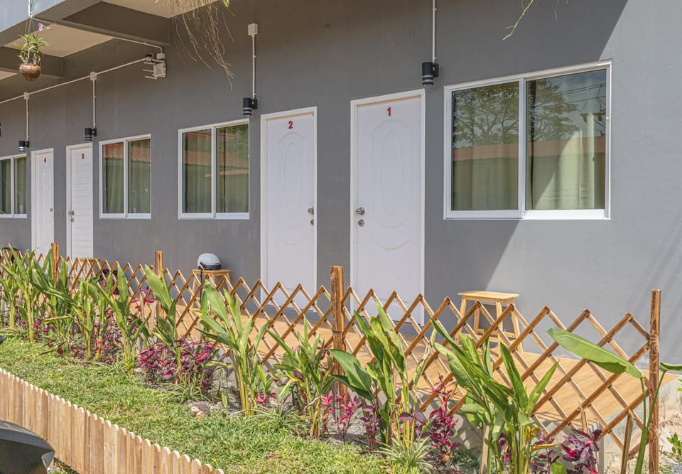 Palai House Apartment in Chalong
