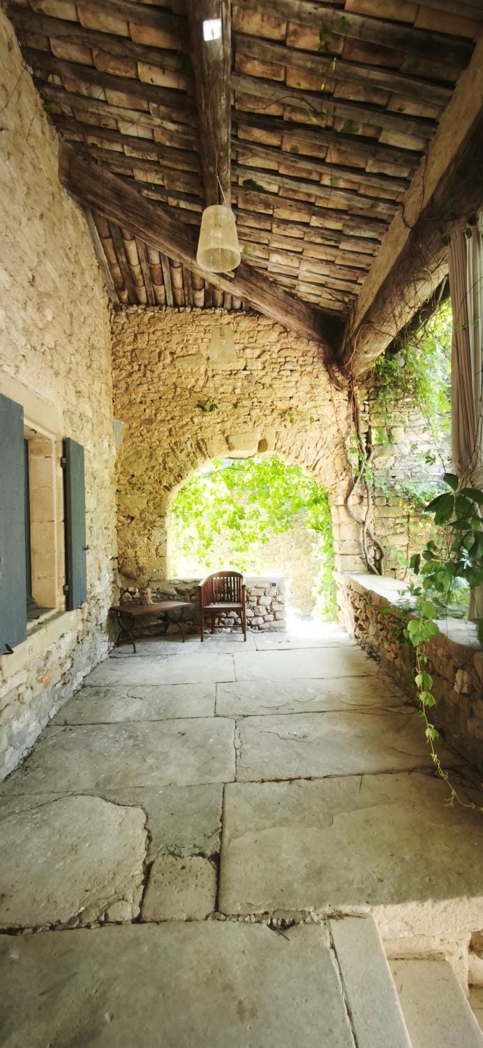 Magnifique Mas avec Piscine et Hammam à 5 min d'Uzès Villa in Provence-Alpes-Côte d'Azur