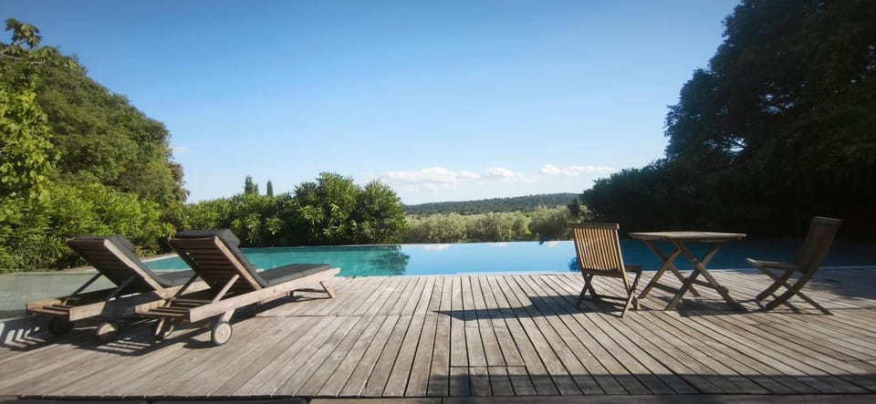 Magnifique Mas avec Piscine et Hammam à 5 min d'Uzès Villa in Provence-Alpes-Côte d'Azur